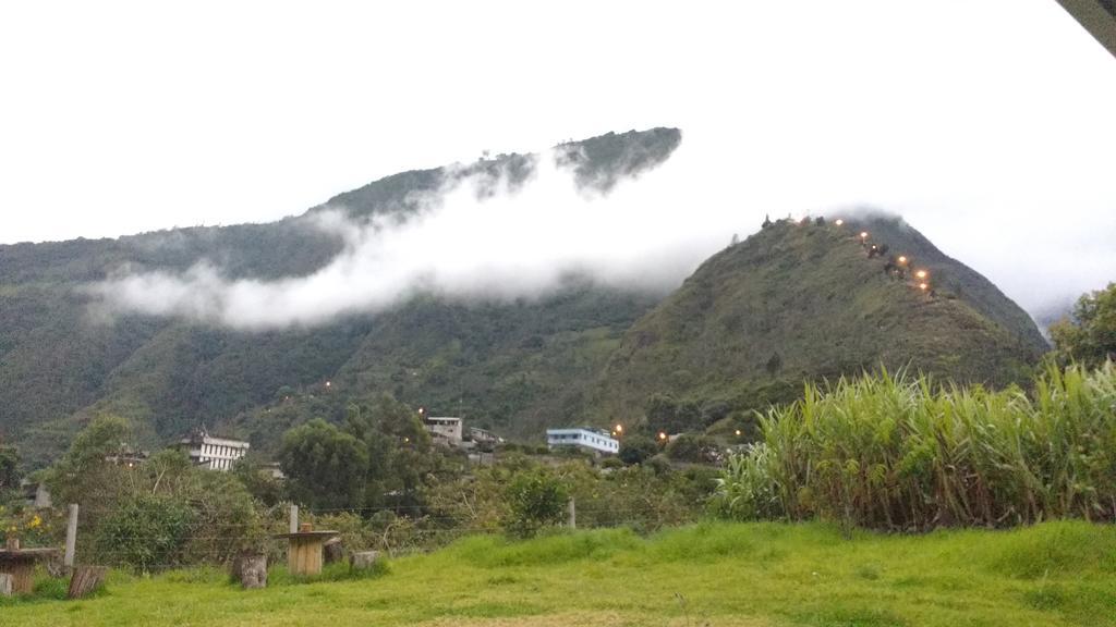 Montano Camping & Hostel Baños Kültér fotó