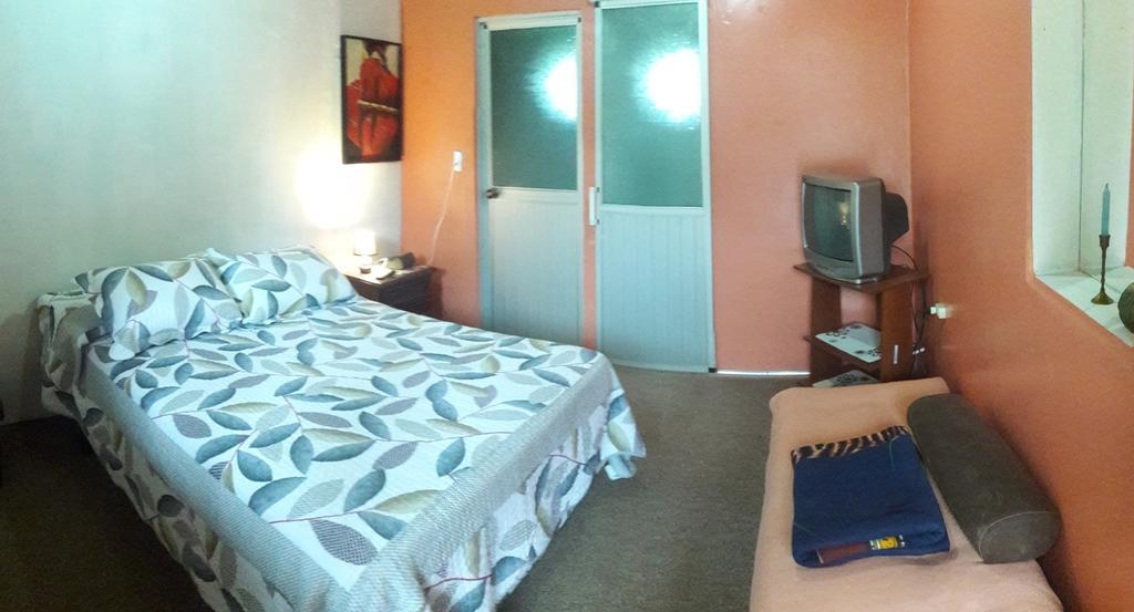 Montano Camping & Hostel Baños Kültér fotó