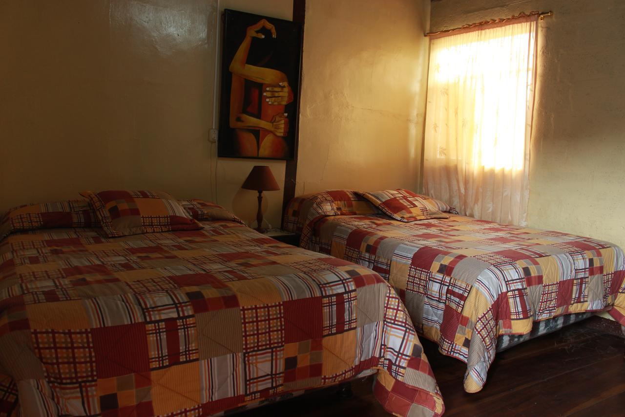 Montano Camping & Hostel Baños Kültér fotó