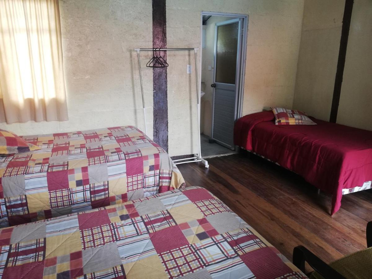 Montano Camping & Hostel Baños Kültér fotó