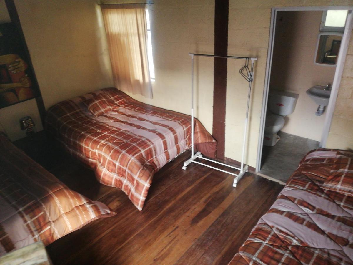 Montano Camping & Hostel Baños Kültér fotó